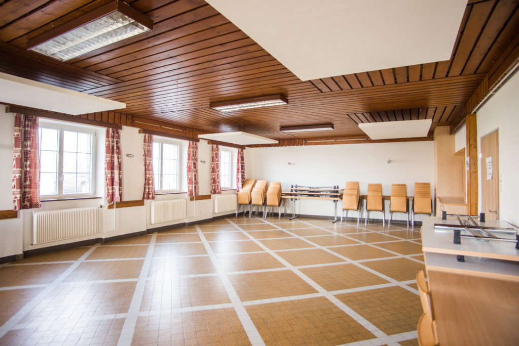 Salle réception chalet Retemberg Vicques Jura